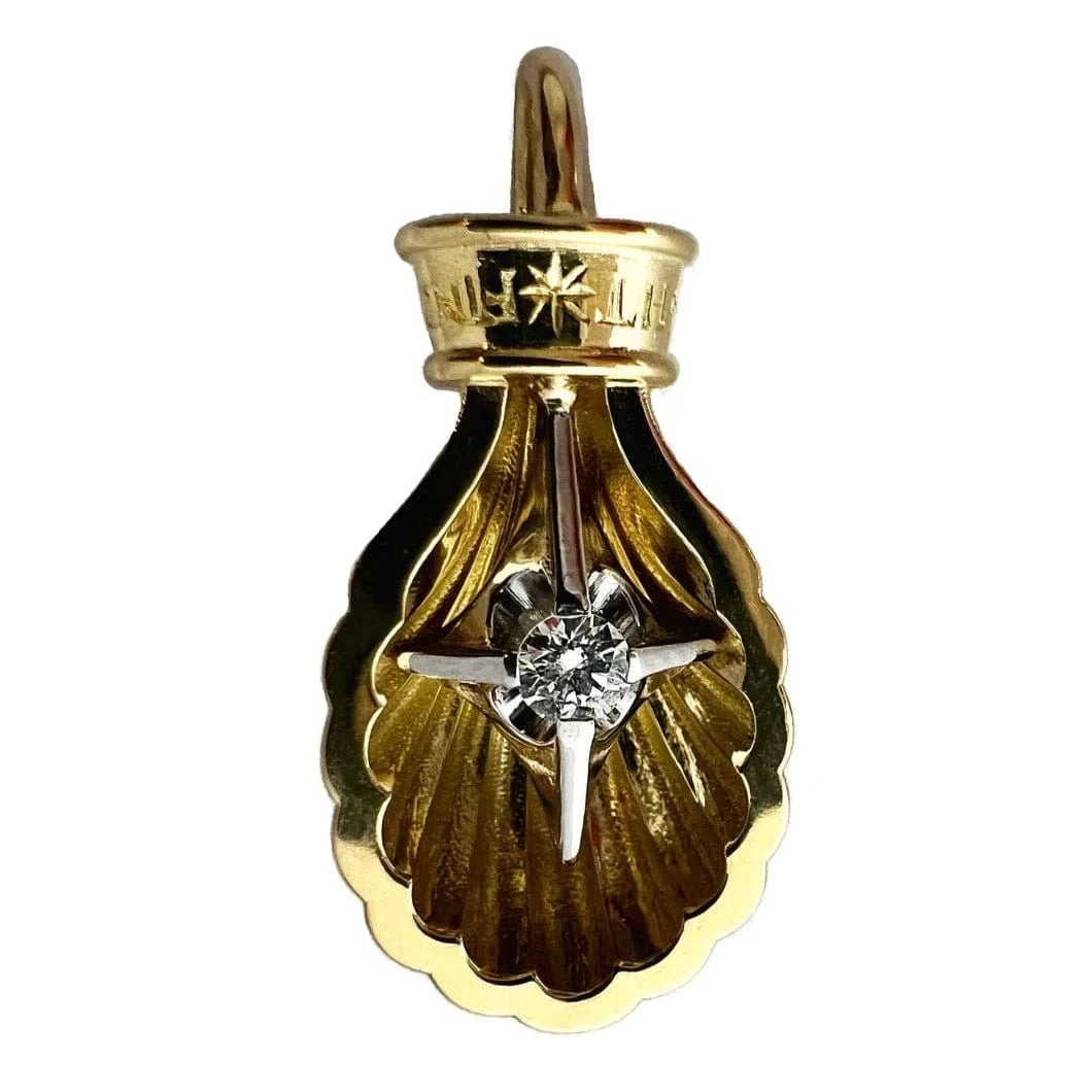 Jessie VE NECKLACES Find Your Light Diamond Pendant