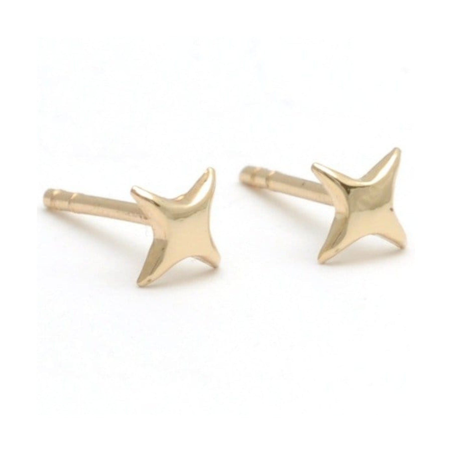 4 Point Twinkling Star Stud Large