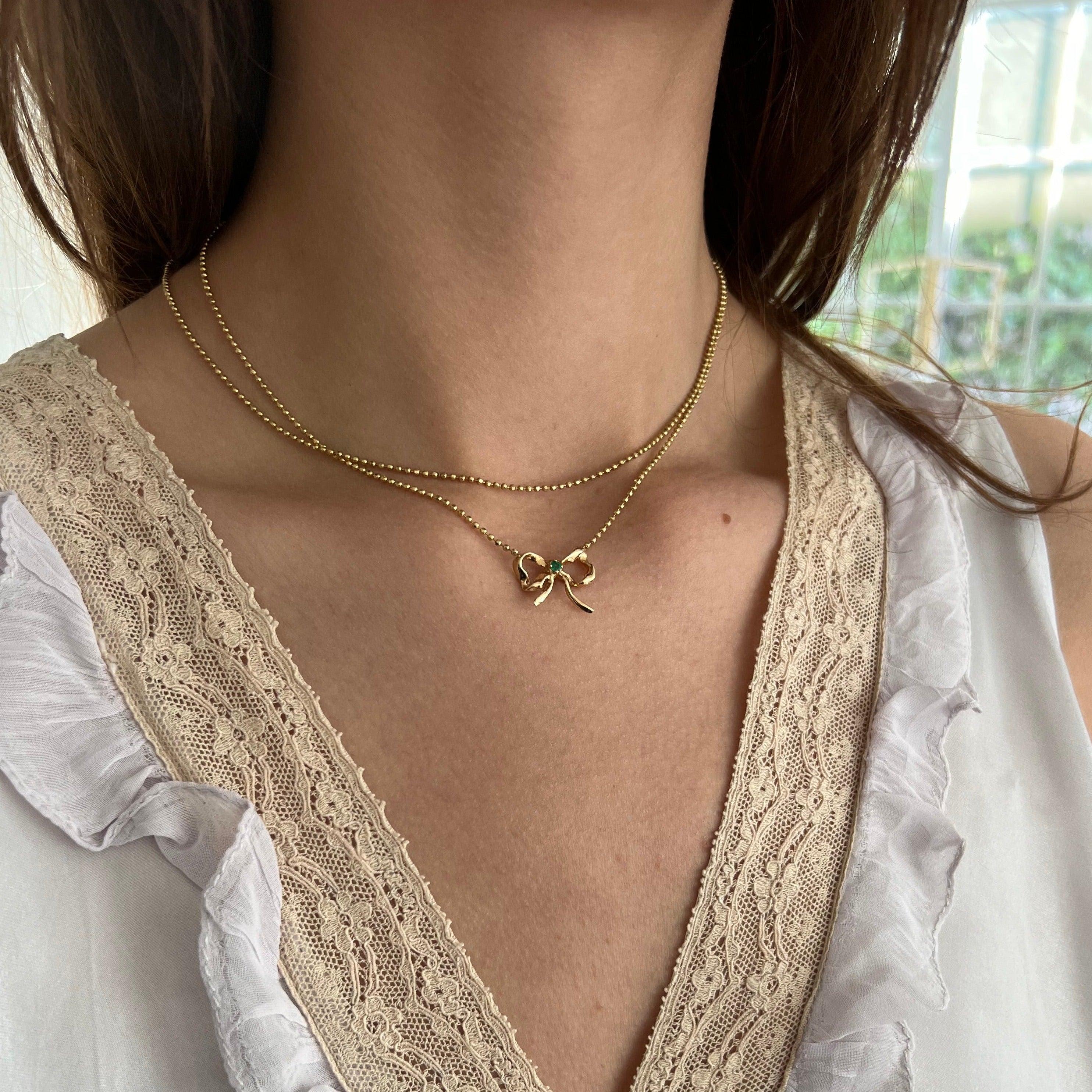 Sweet Emerald Bow Necklace