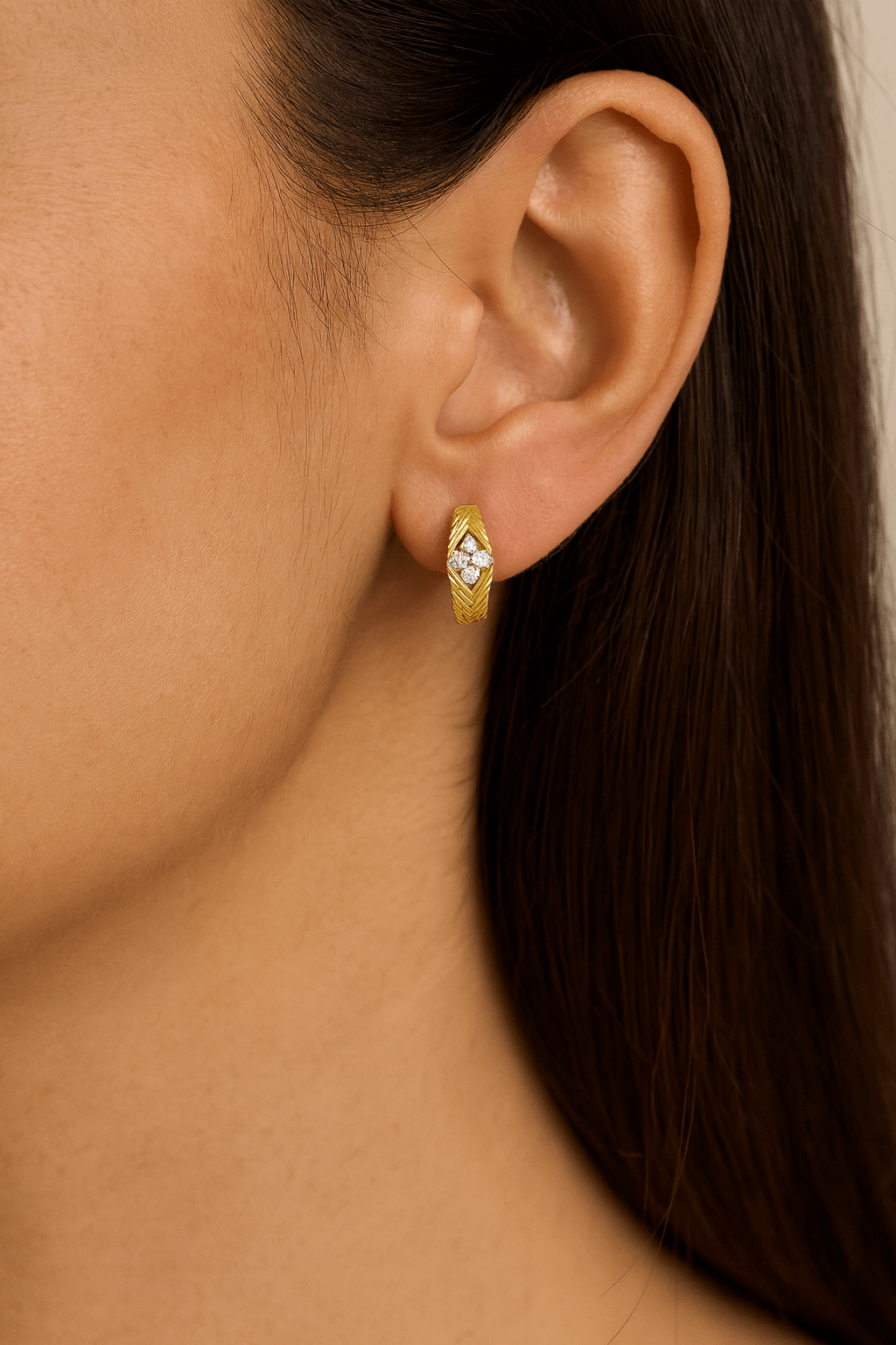 CLA EARRINGS Diamond Cluster Huggie Earrings in 14K Yellow Gold