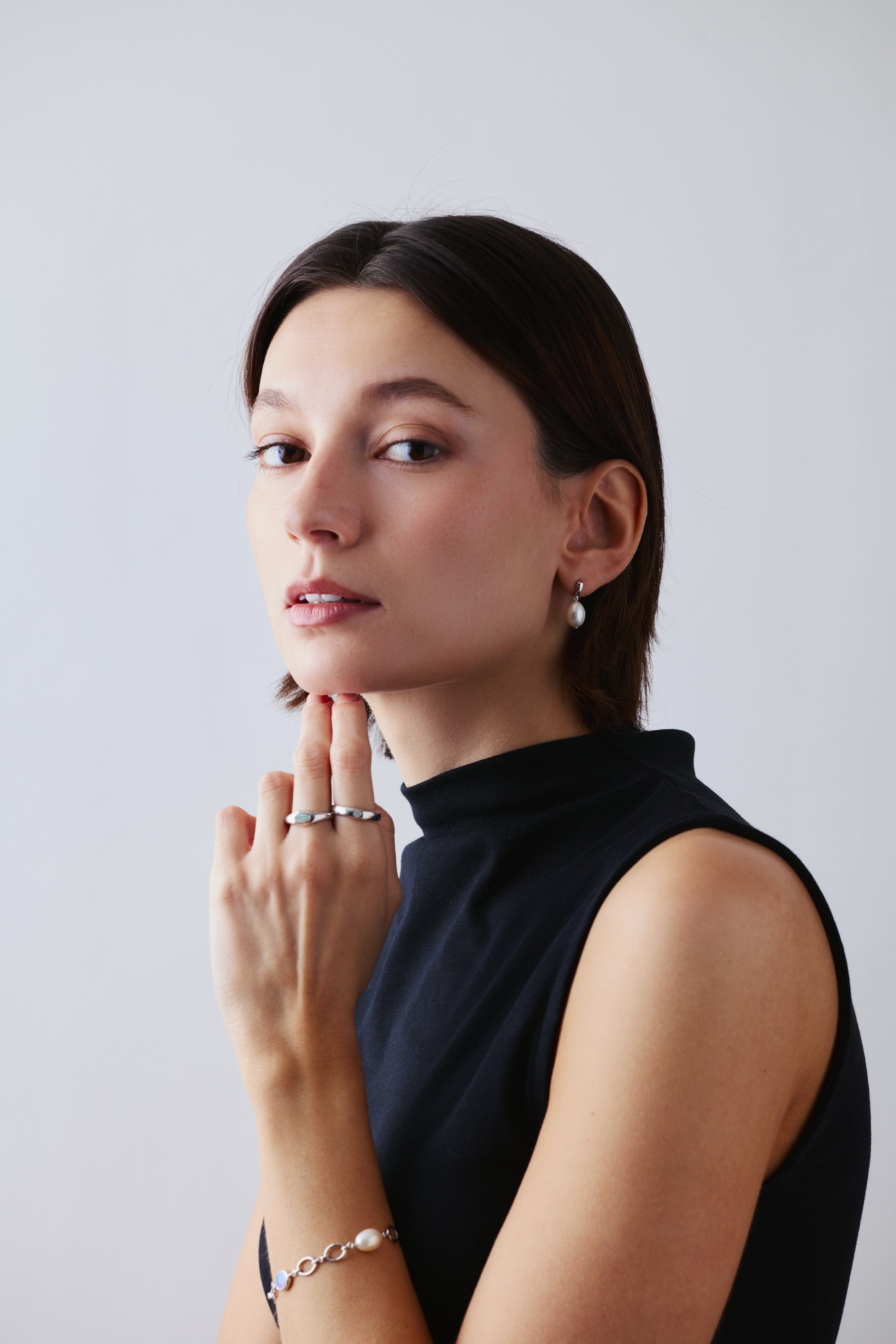 FADE TO BLACK STUDIO EARRINGS Lux Pearl Earrings