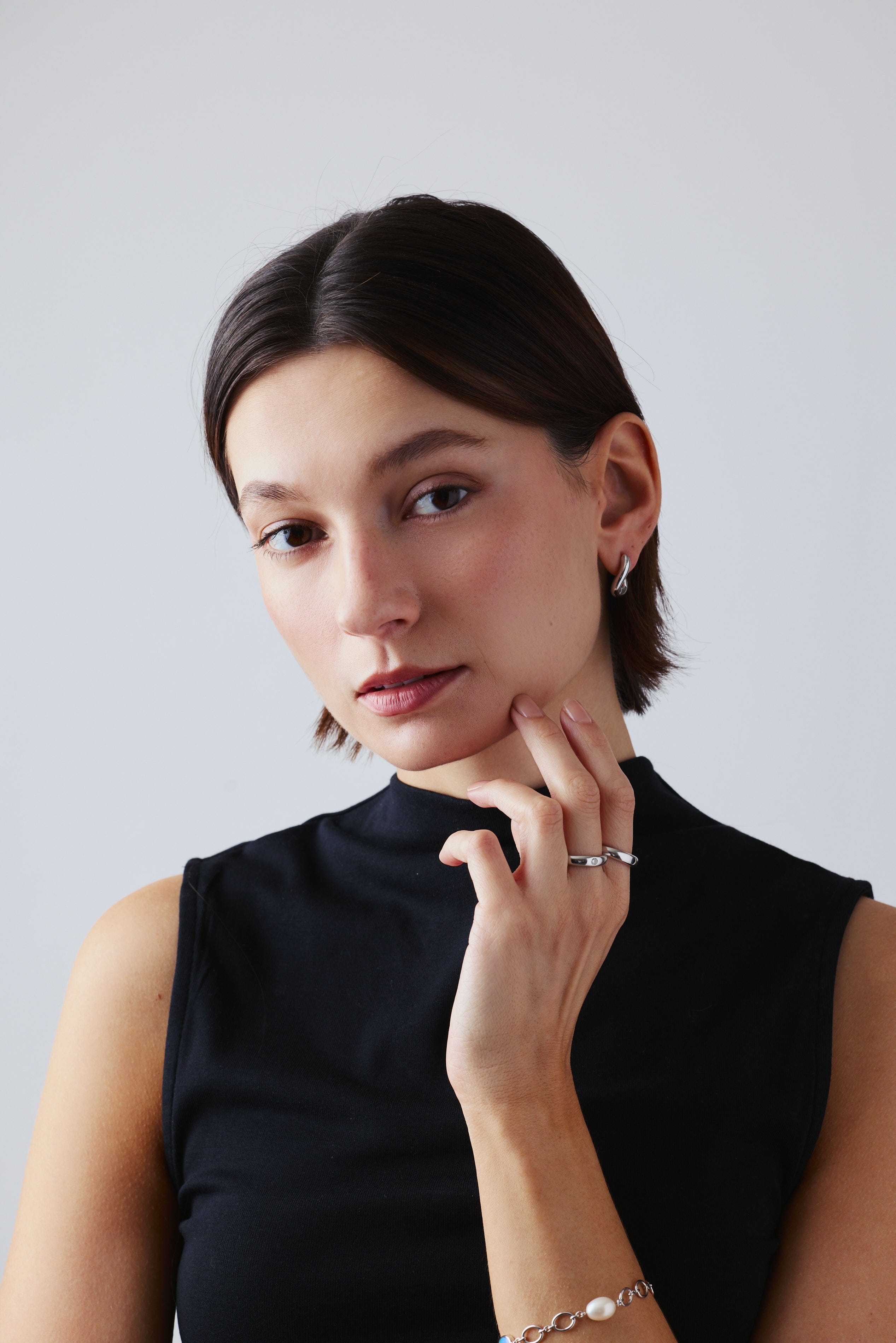 FADE TO BLACK STUDIO EARRINGS Lux Twist Earrings