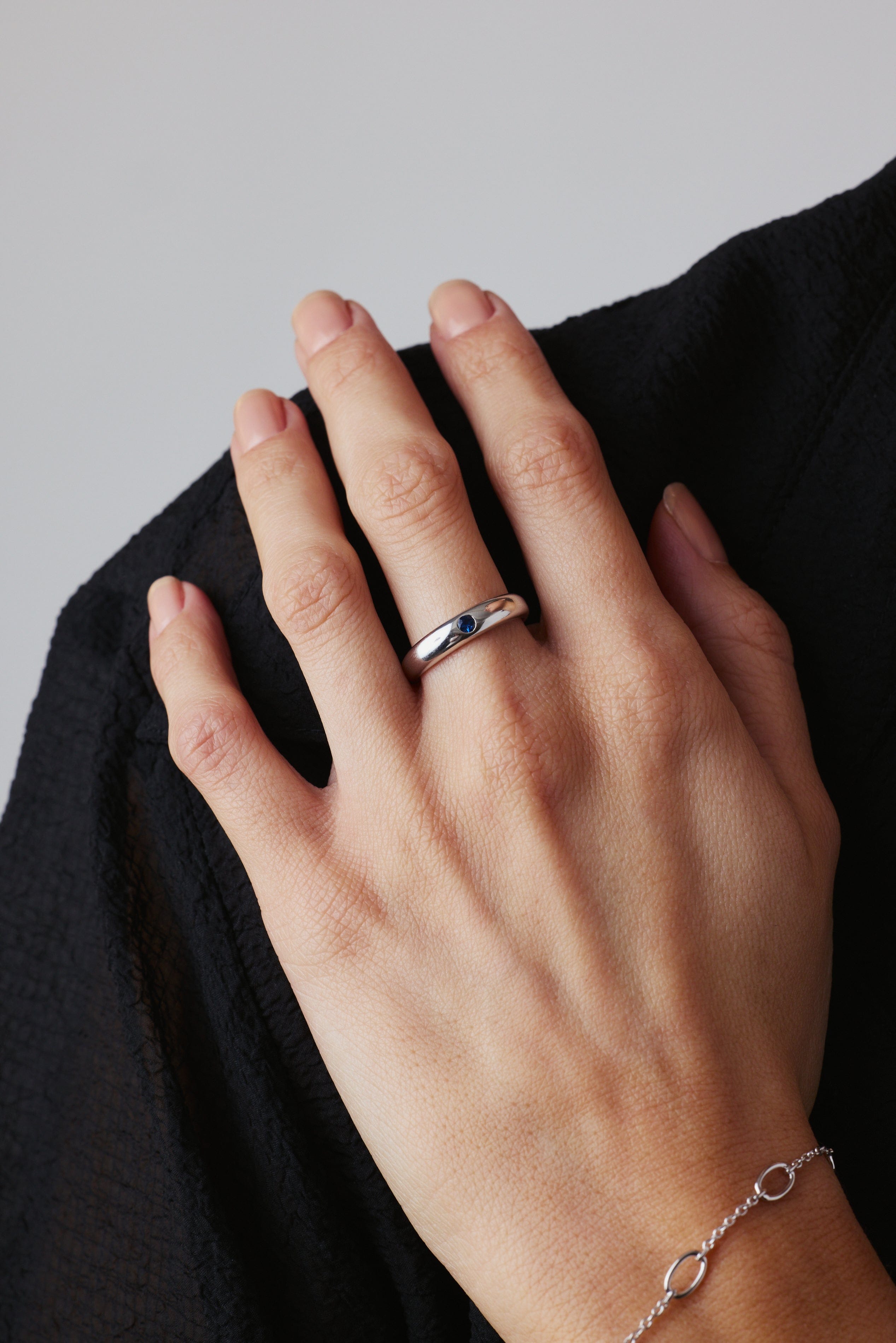 FADE TO BLACK STUDIO Lux Sapphire Birthstone Ring