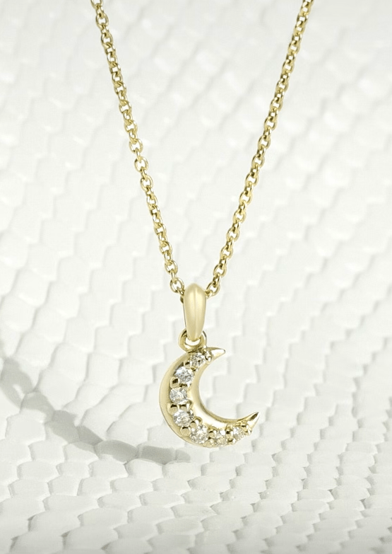 Carter Eve Jewelry NECKLACES Crescent Moon Necklace