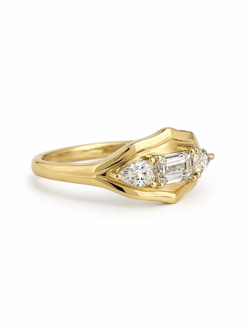 CLA RINGS Diamond Shield Ring