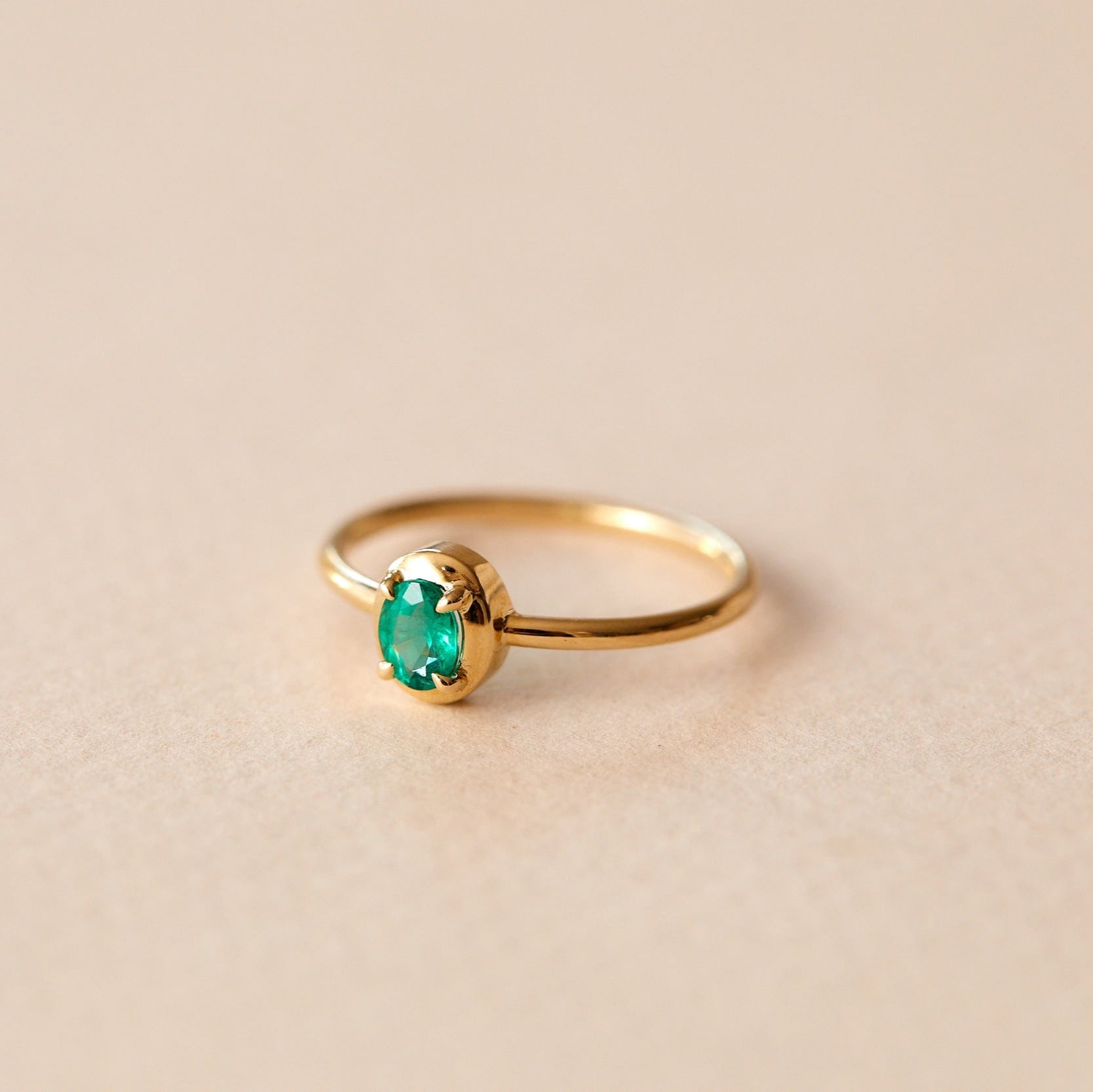 Fade to Black Jewelry RINGS Elegant Nova Emerald Ring