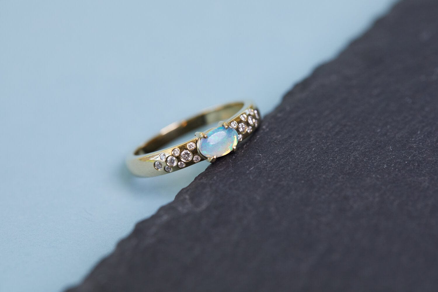 Fade to Black Jewelry RINGS Elegant Tide Ring