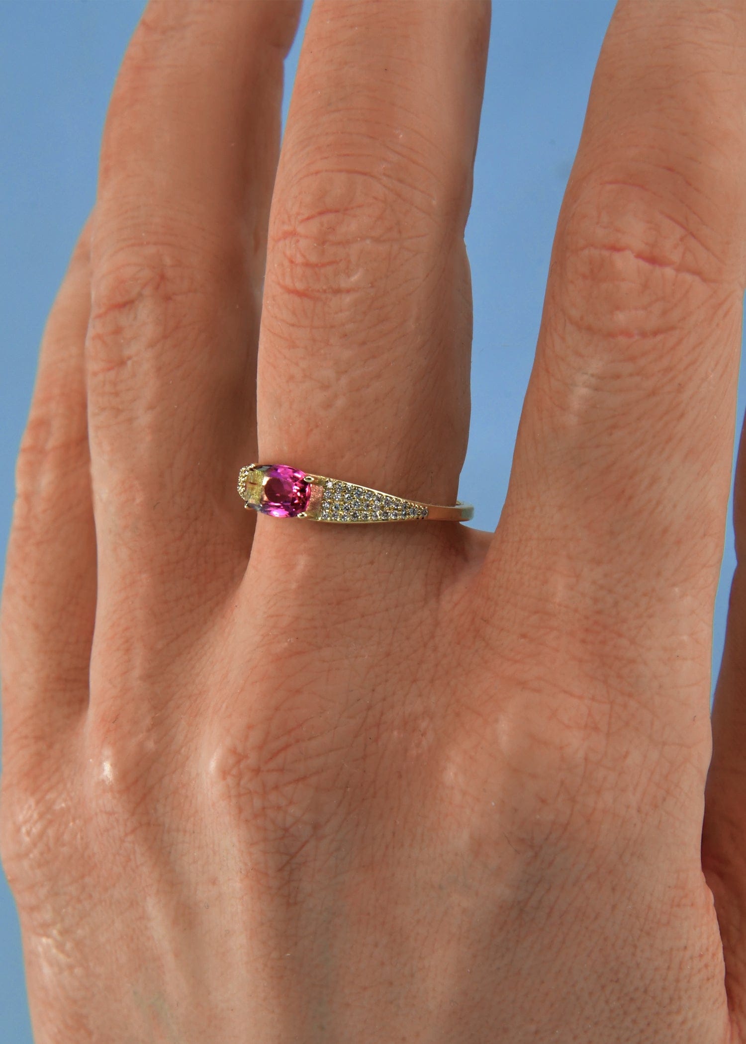 Curated Los Angeles RINGS 7 Eye Candy Ring in Bicolor Pink Tourmaline