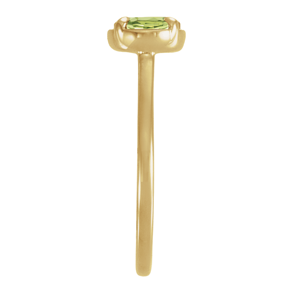 CLA RINGS Oval Peridot Solitaire Ring