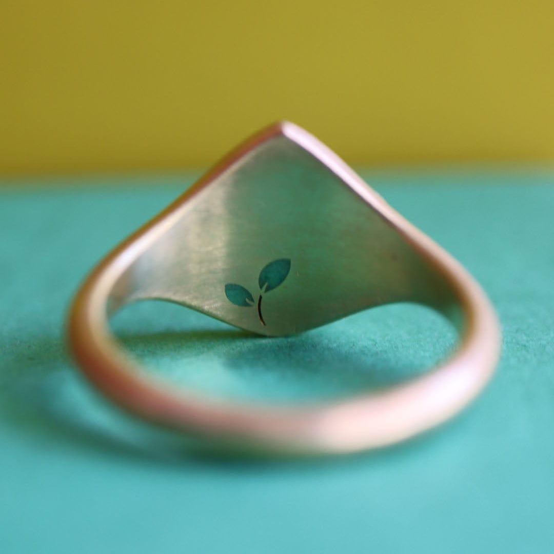 Gwen Barba RINGS Raindrop Signet
