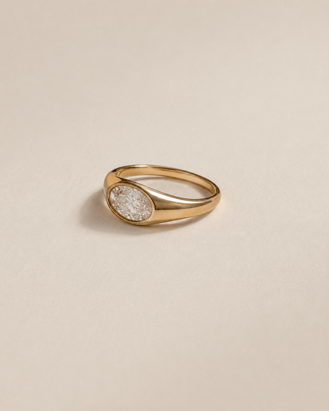 FADE TO BLACK STUDIO RINGS Relic Oval Diamond Ring