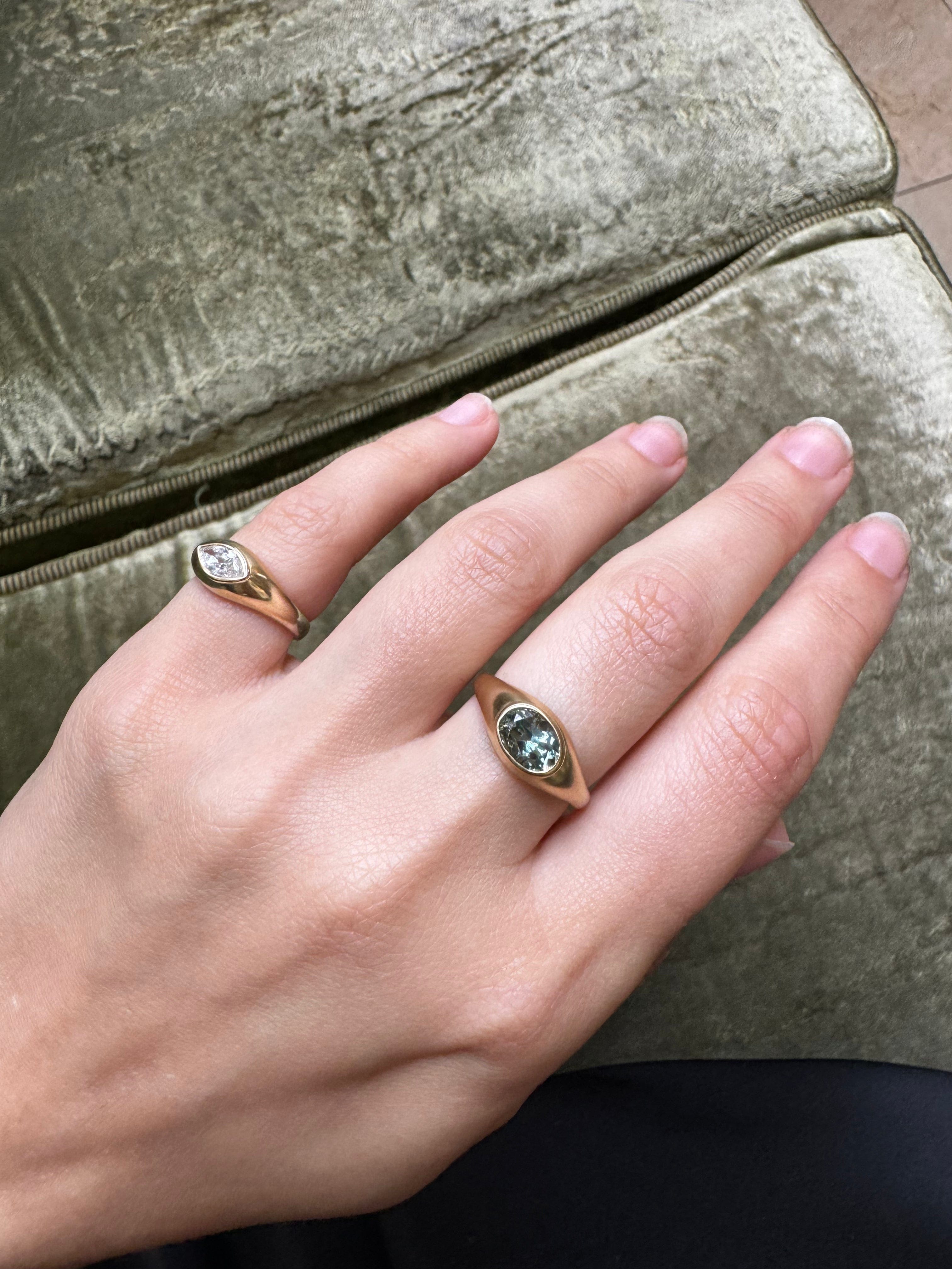 FADE TO BLACK STUDIO RINGS Relic Sapphire Ring