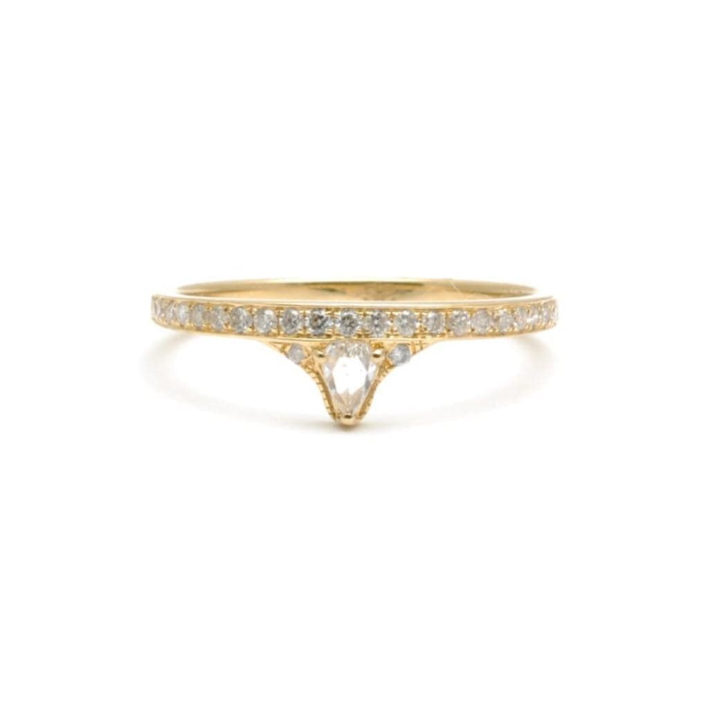 Suneera yellow gold diamond ring