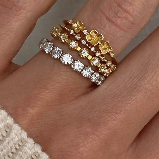 Dainty Diamond Milgrain Ring
