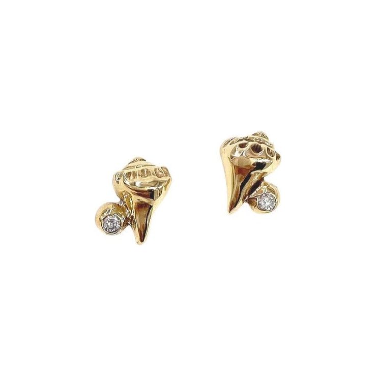 Whelk Shell Diamond Yellow Gold Studs