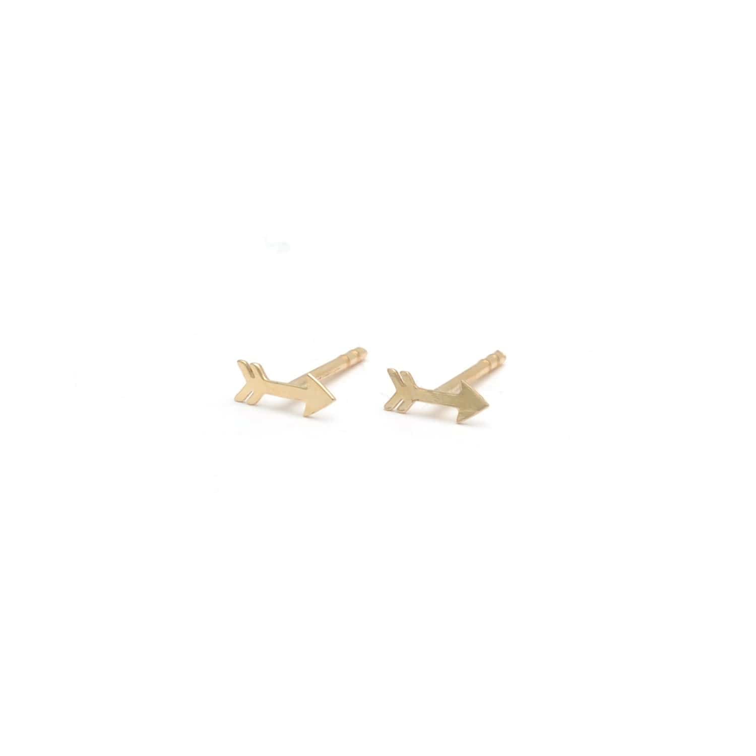 Curated Los Angeles EARRINGS Yellow Gold Mini Arrow Studs