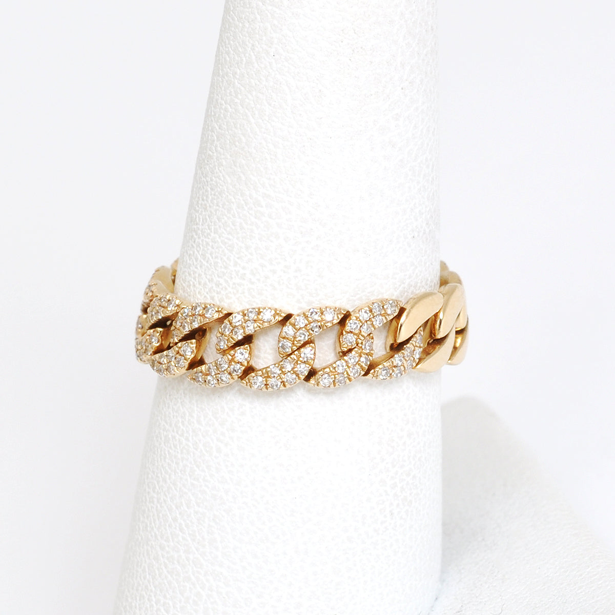 Flat Pave Diamond Curb Chain Ring